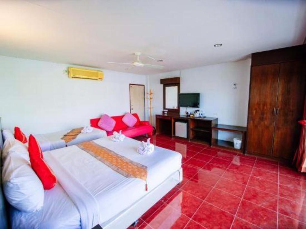 Oyo 343 Wanna Marine Hotell Patong Eksteriør bilde