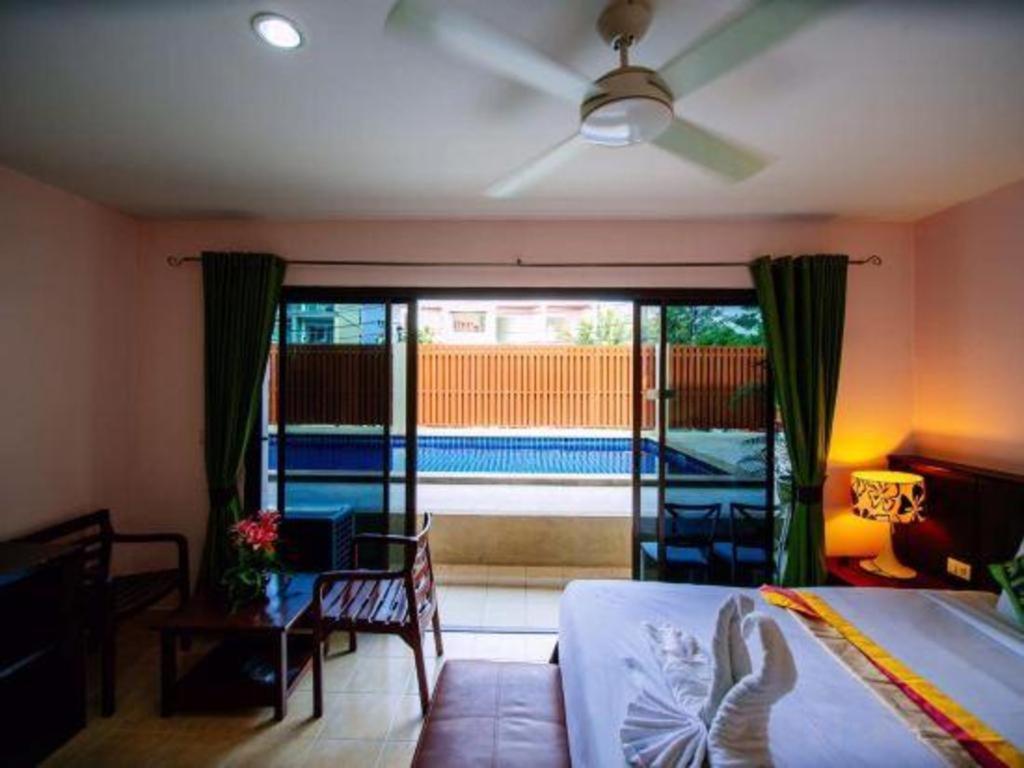 Oyo 343 Wanna Marine Hotell Patong Eksteriør bilde